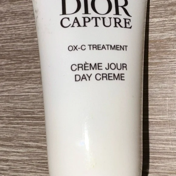 Dior Gift Set - Picture 2 of 4